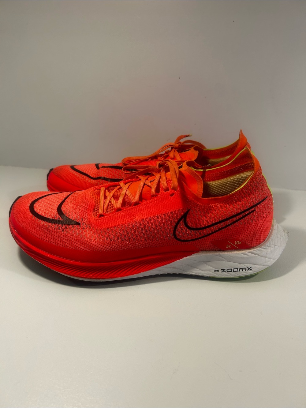 Nike ZoomX Streakfly Total Orange DJ6566-800 Men’s 8.5 Running Racing Shoes